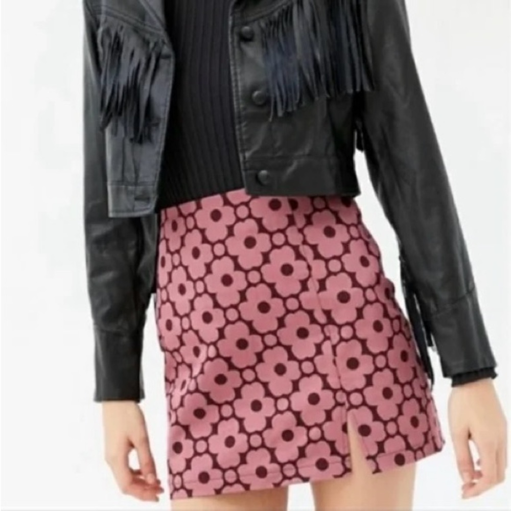 Urban Outfitters Floral Vintage 60s Mod Inspired Pink Mini Skirt
